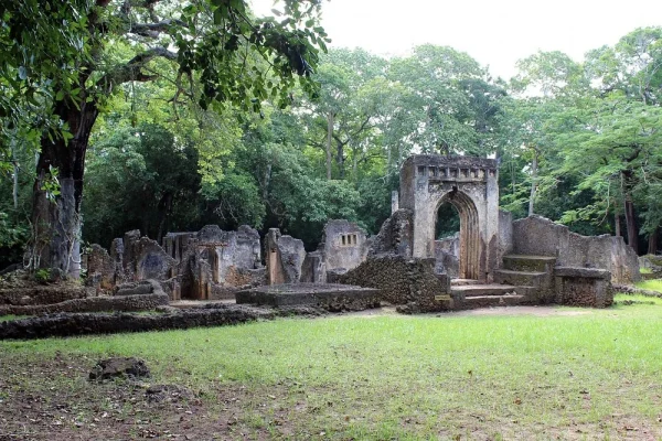gede-ruins.webp